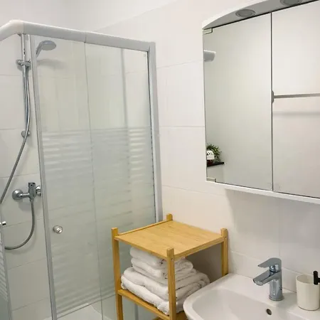 Apartment Stylische Am Bf Business & Monteure Germersheim