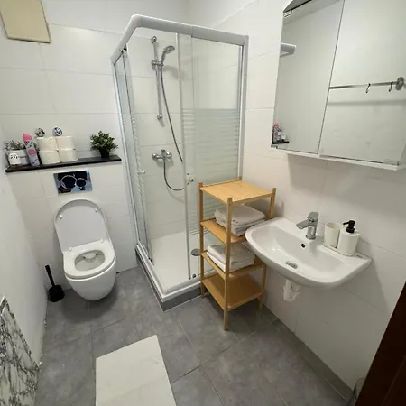 Stylische Am Bf Business & Monteure غيرمرسهايم